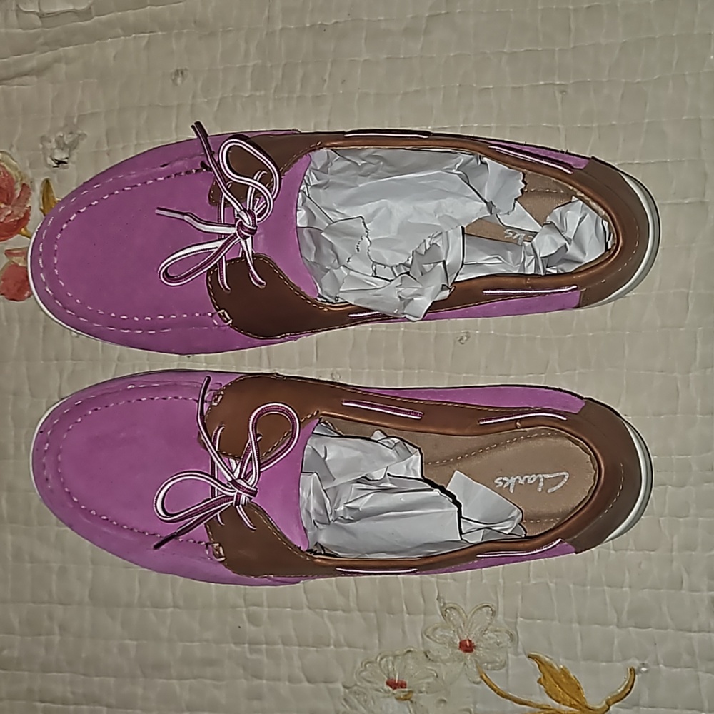 Women's Clarks loafers size 12 w
